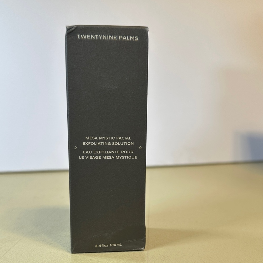 Twentynine Palms Mesa Mystic Facial Exfoliating Solution - Black